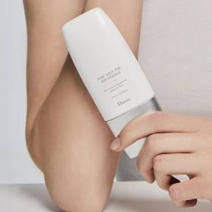  Солнцезащитная эссенция Duem Pure Aqua Tok Sun Essence