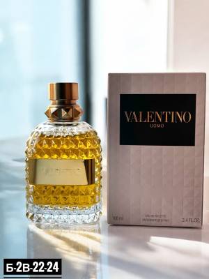  Valentino Uomo