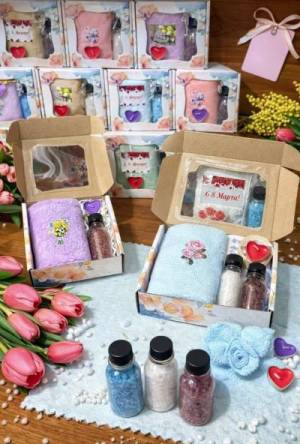 Набор 3 в 1 к 8 марта! Полотеце микрофибра 25*50 см + соль для ванны + ароматическая свеча