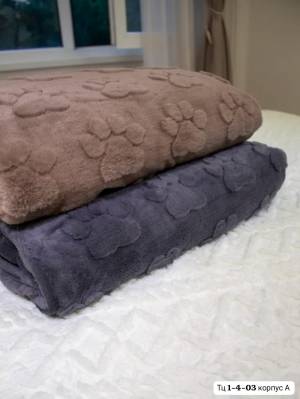 Плед на кровать/диван с плюшевыми лапками. Велсофт двусторонний