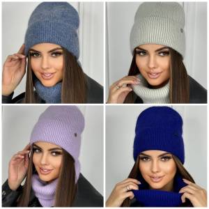 Комплект 2 в 1. Шапка с отворотом + Снуд 52% Ангора + 18% шерсть + 30% Акрил